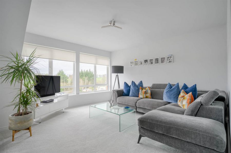 10 Park View