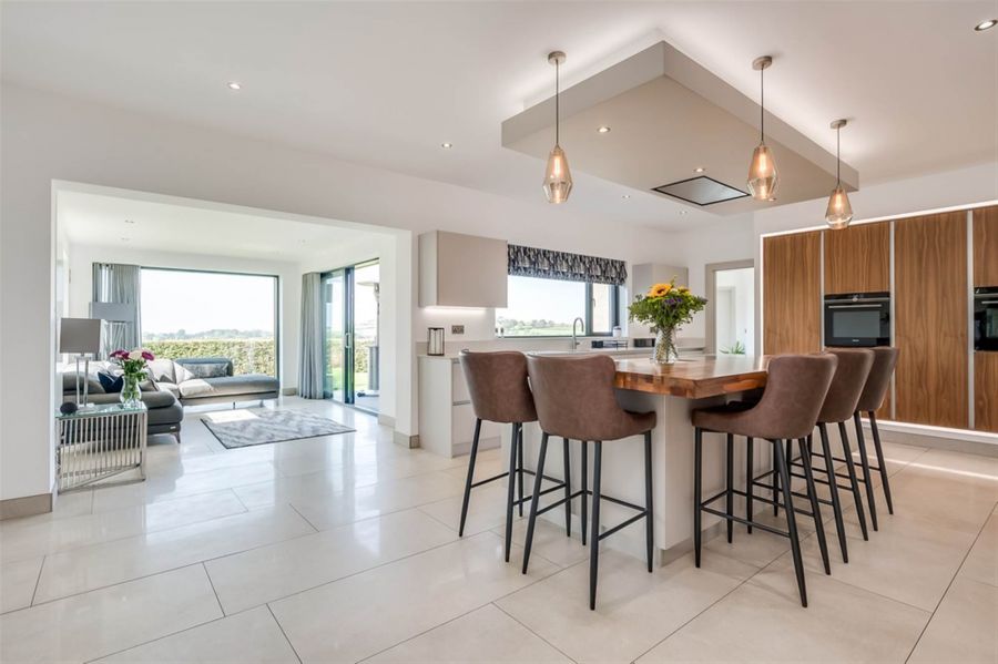 Carnbrooke, 56 Carnew Road
