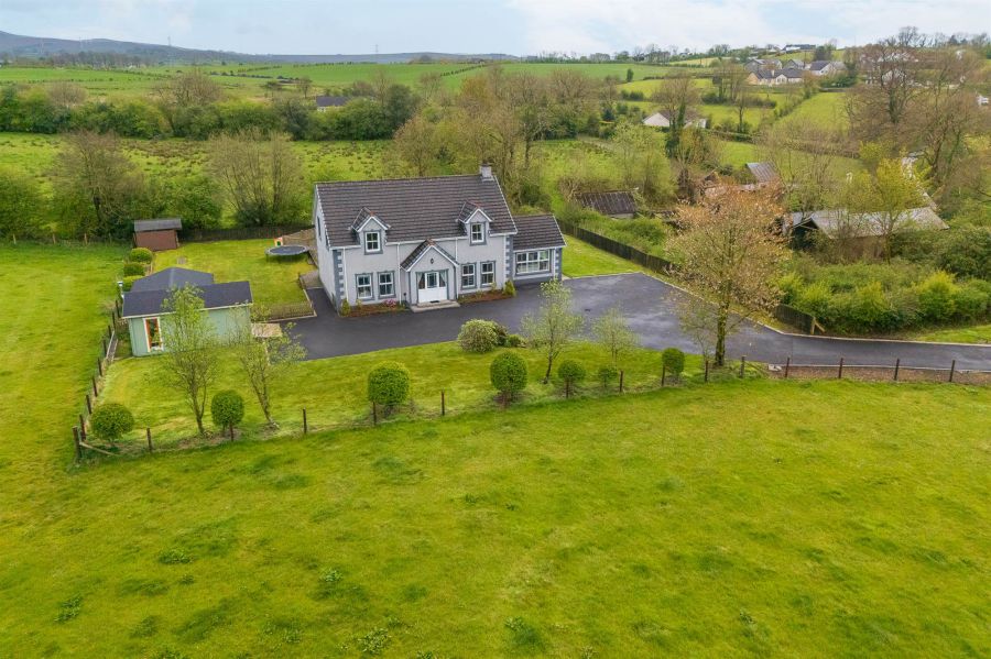 8 Ballyhill Lane