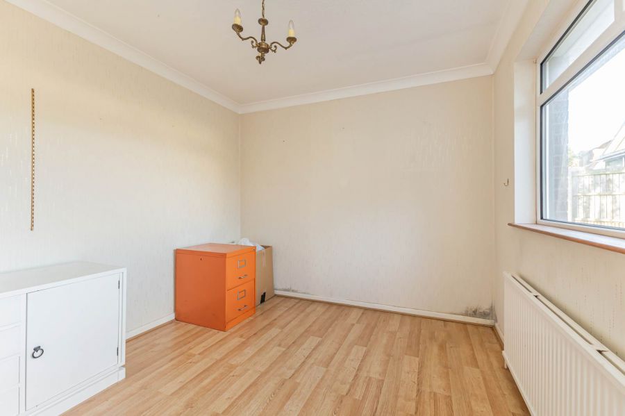 9 Dalboyne Gardens