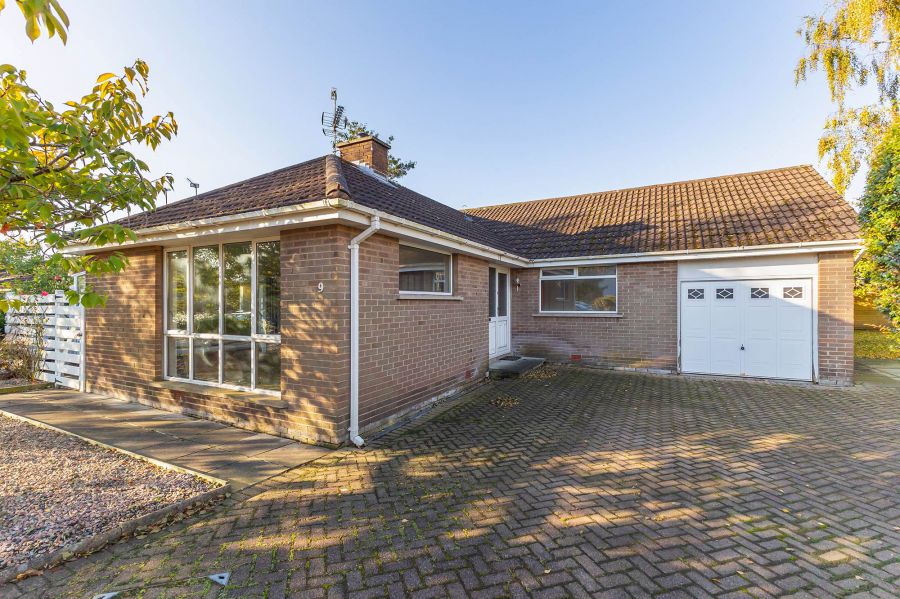 9 Dalboyne Gardens