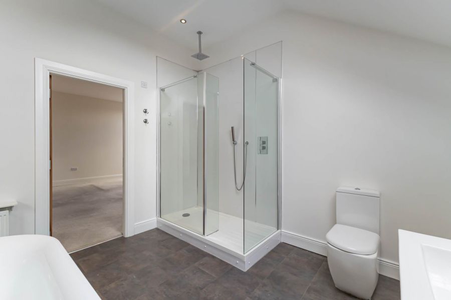 Penthouse Pied-A-Terre, 125 Ballantine Gardens