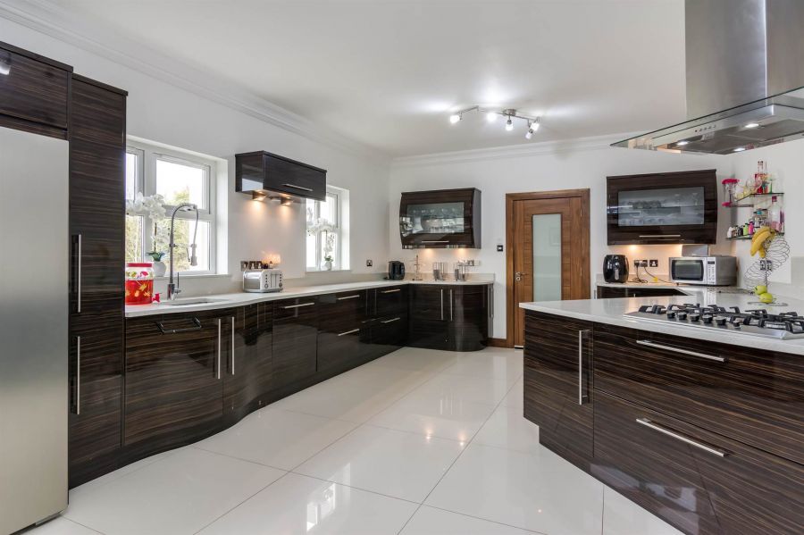 34 Ballysallagh Road