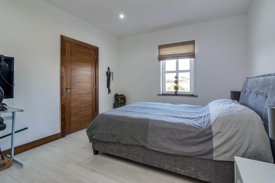 34 Ballysallagh Road