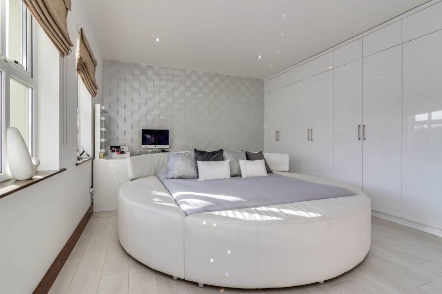 34 Ballysallagh Road