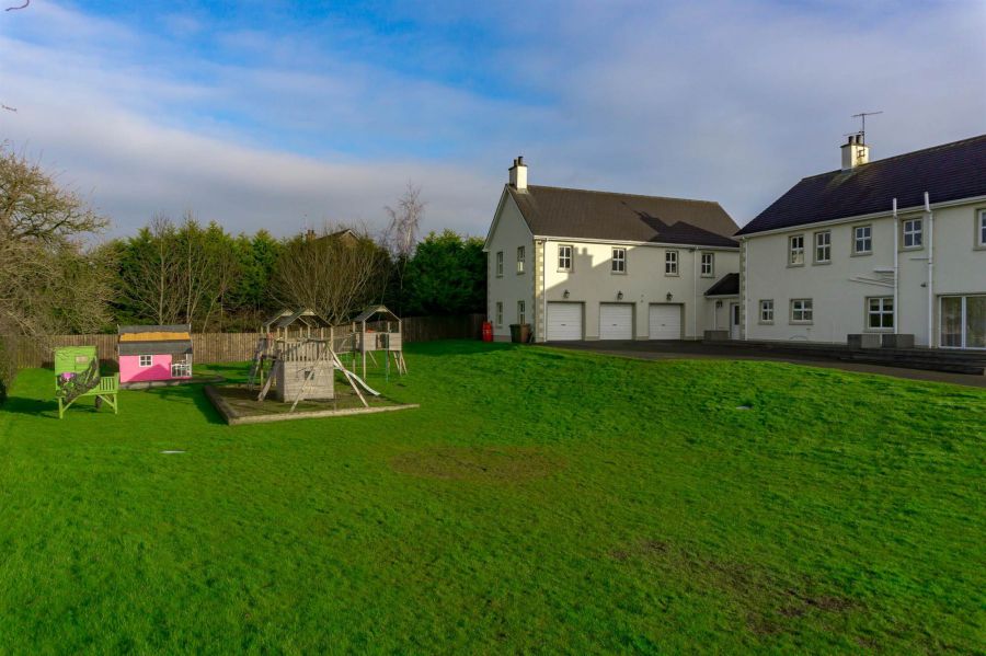 34 Ballysallagh Road