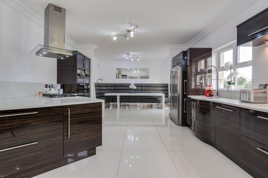 34 Ballysallagh Road