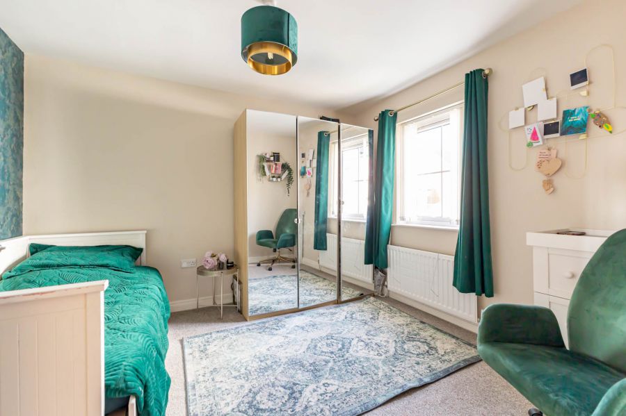 11 Lady Wallace Green