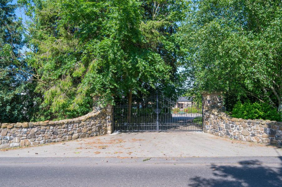 Ederowen Farm, 43 Lurgan Road