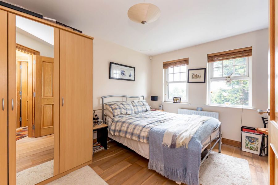 26 Linen Mews