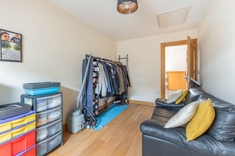 26 Linen Mews