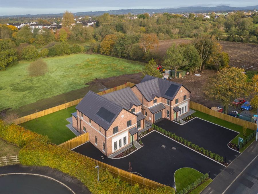 2 Lagan Villas