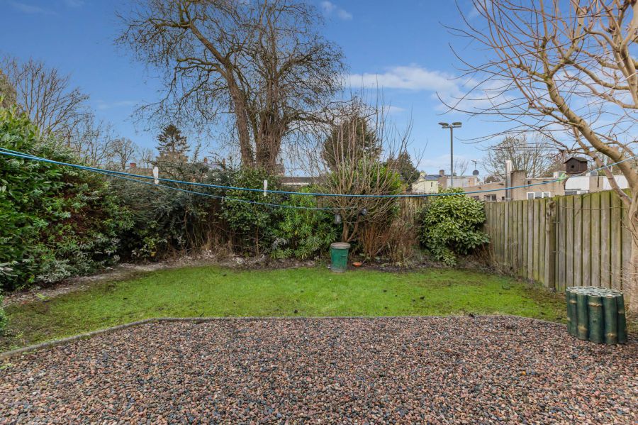 39 Llewellyn Avenue