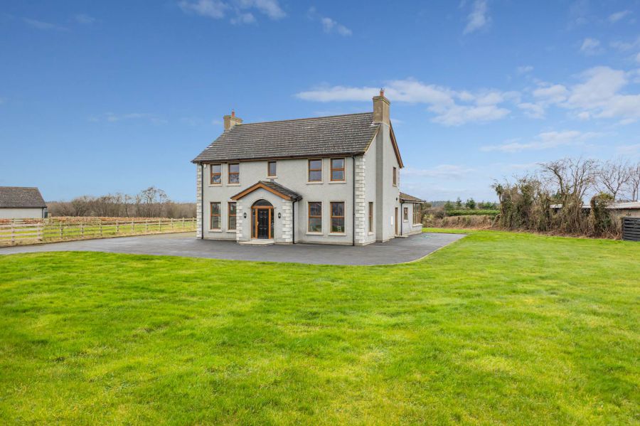 10b Derryola Bridge Road