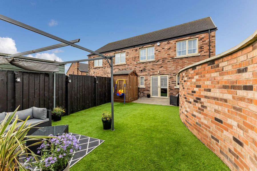 5 Halfpenny Gate Lane