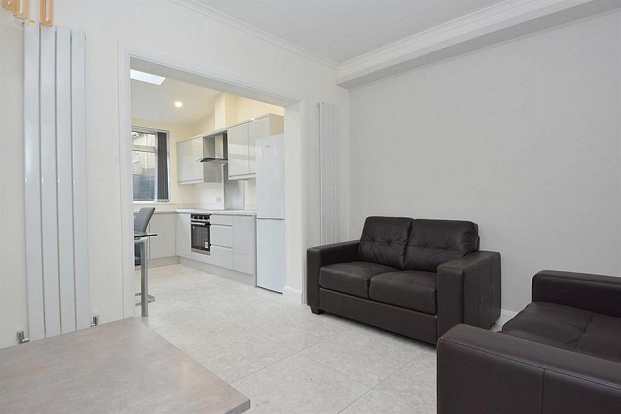 111 Donnybrook Street