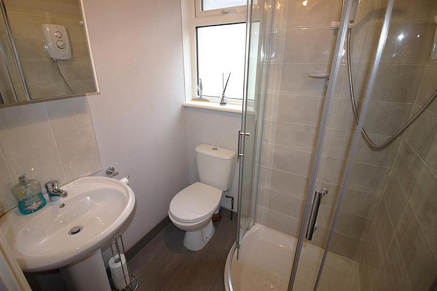 Apt 2, 81 Stockmans Lane