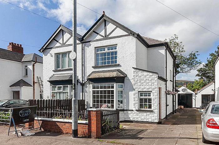 61 Upper Lisburn Road, finaghy, belfast, BT10 0GY