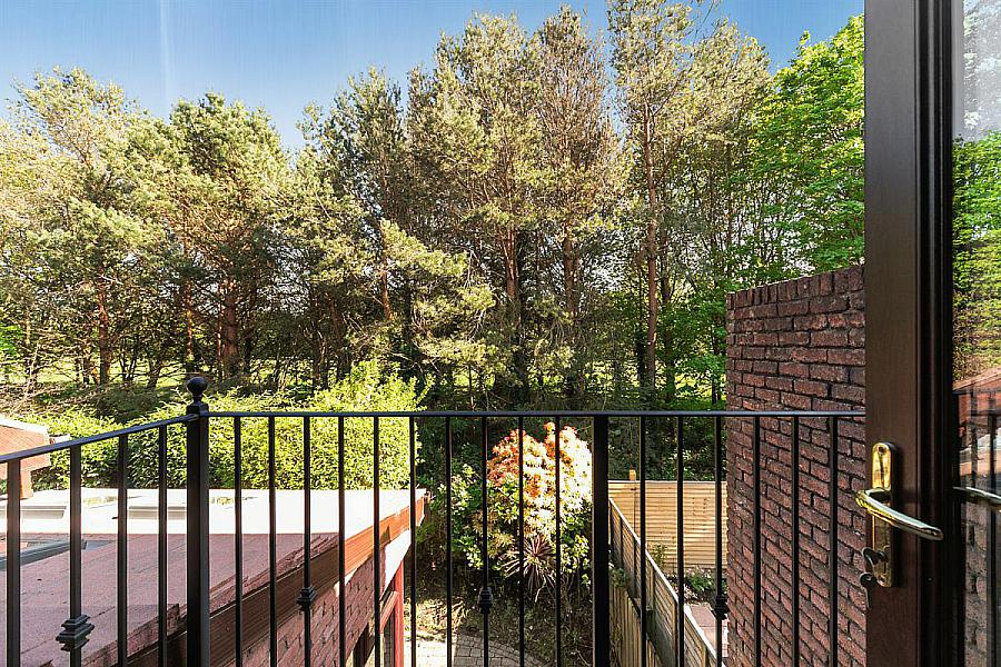 7 Balmoral Park