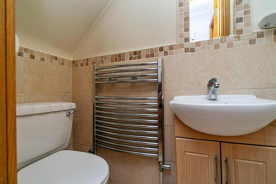 7 Balmoral Park