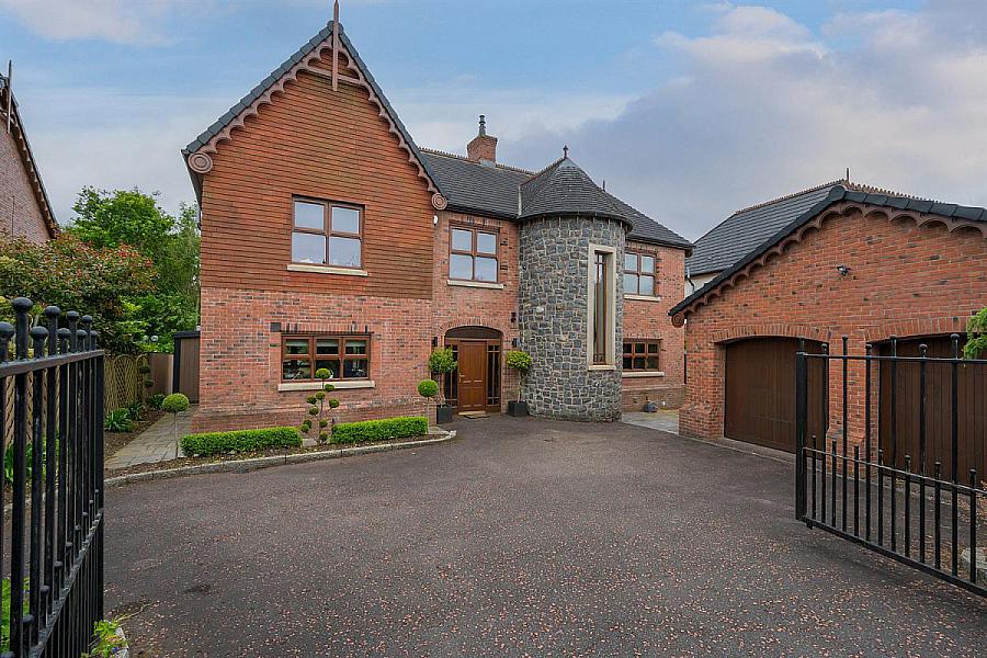 'Crosshaven, 29B Viewfort Park, Belfast, BT17 9JY