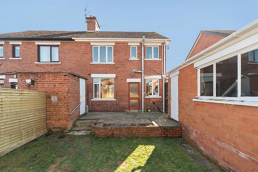 30 Cricklewood Park