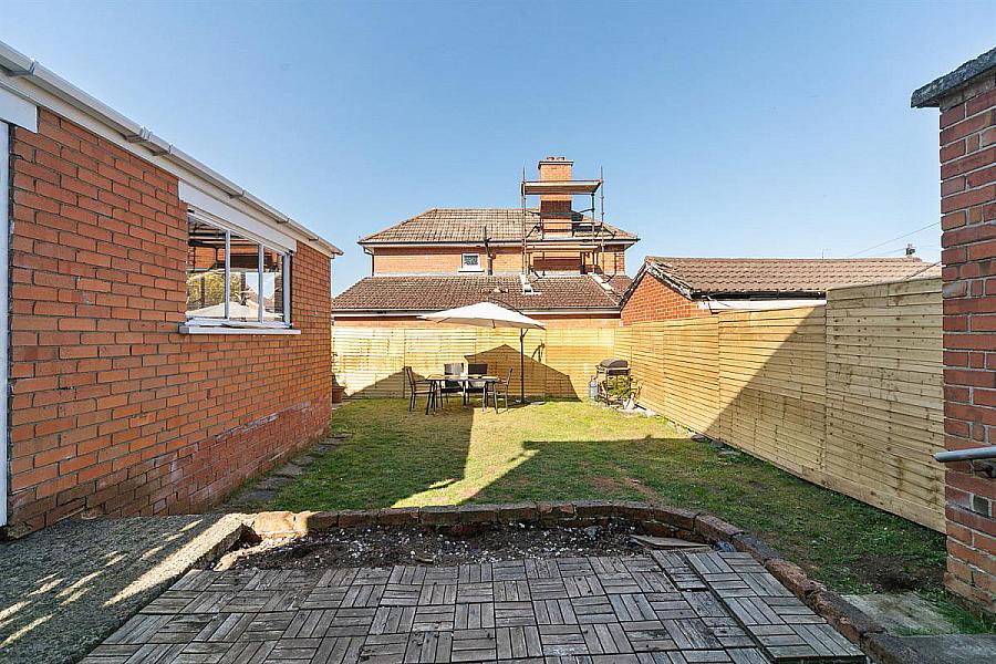 30 Cricklewood Park