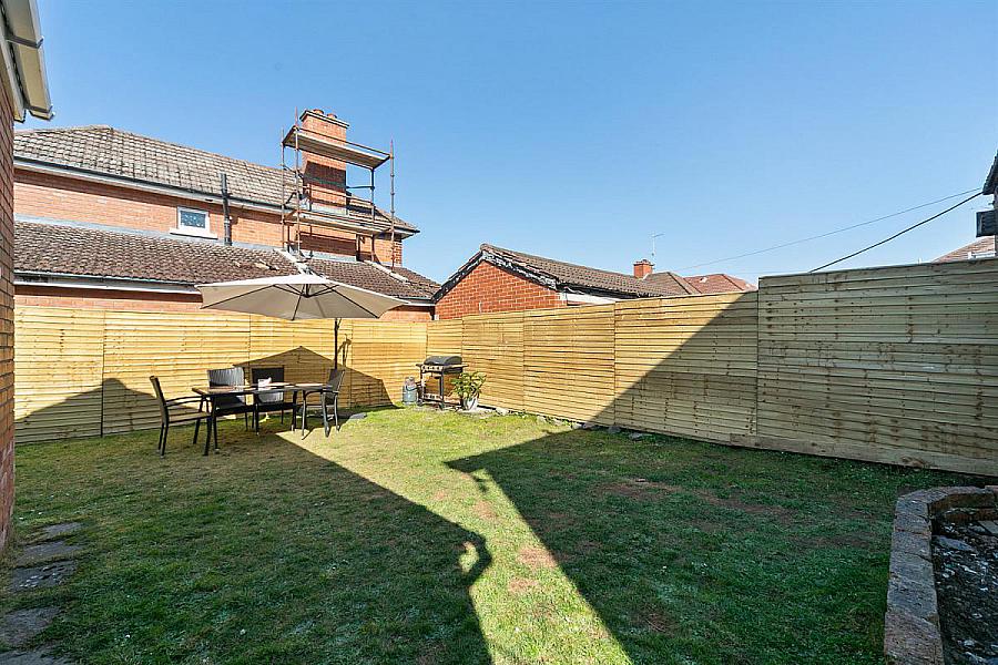 30 Cricklewood Park