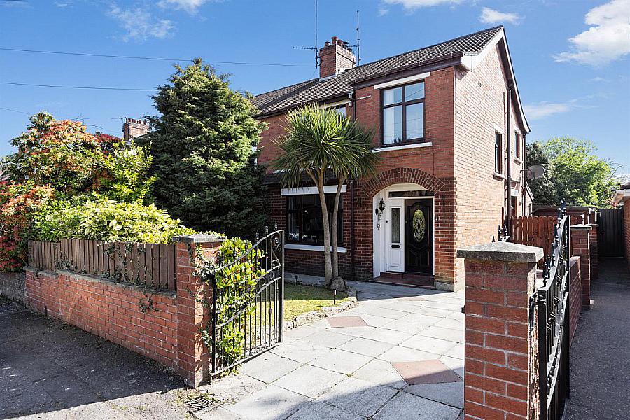 44 Ardmore Park, finaghy, BT10 0JL