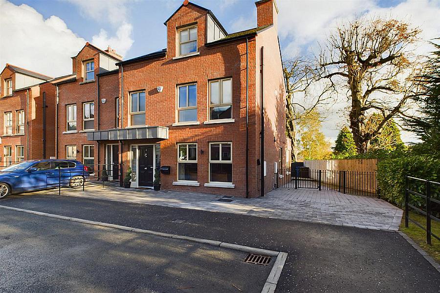 9 Montpelier Park, Malone, Belfast, BT9 5RS