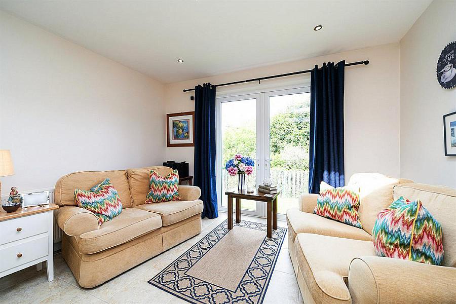23 Cairnshill Park