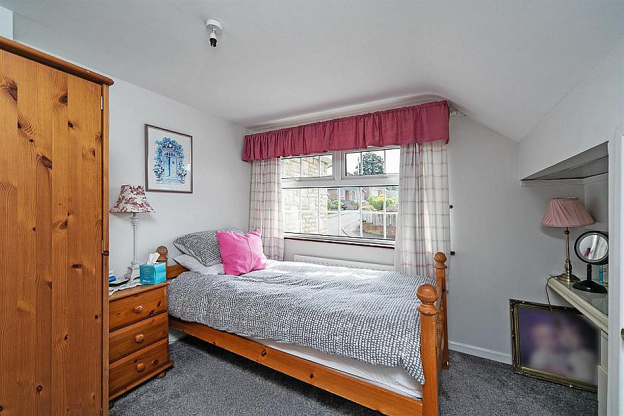 23 Cairnshill Park