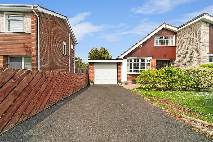 23 Cairnshill Park