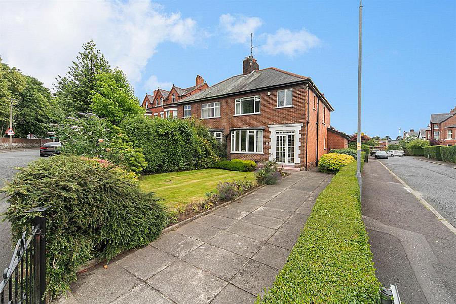 69 Marlborough Park North,malone road, belfast, BT9 6HL