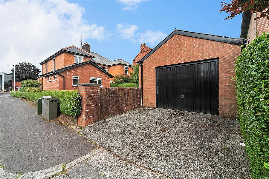 69 Marlborough Park North