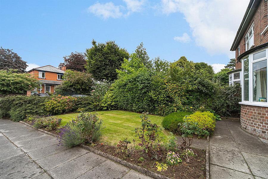 69 Marlborough Park North
