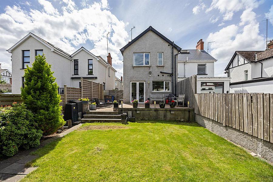 3 Donegall Park