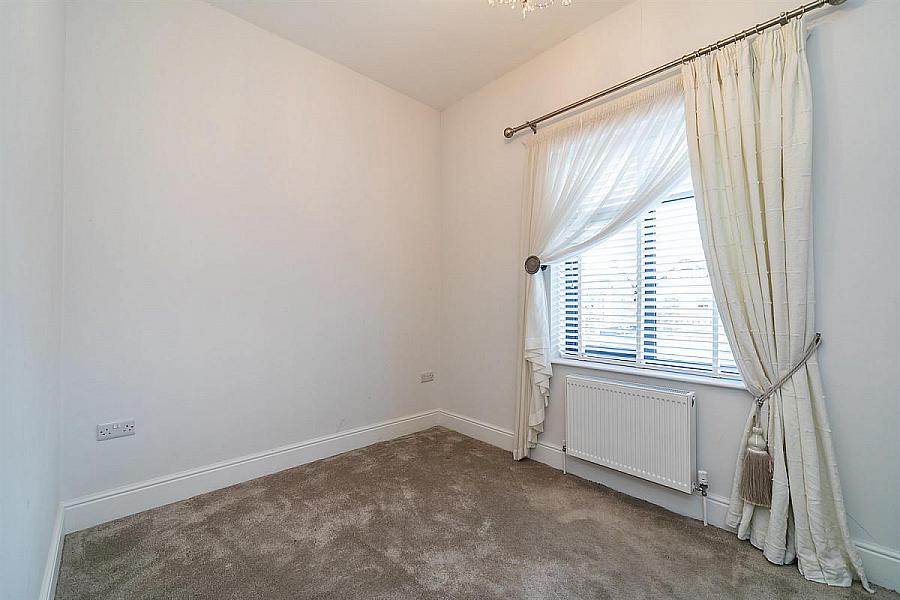 1 Harberton Lane