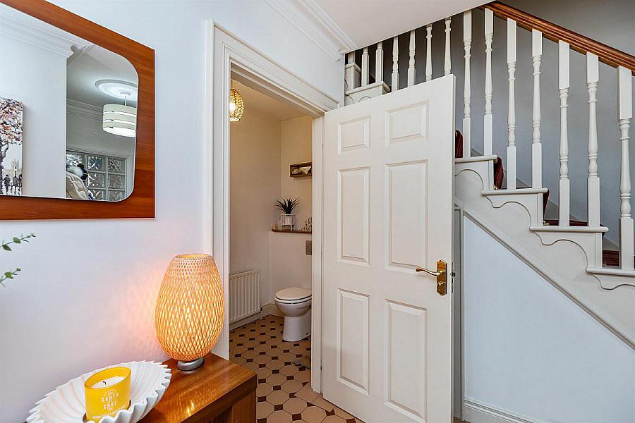 16 Danesfort Park Central