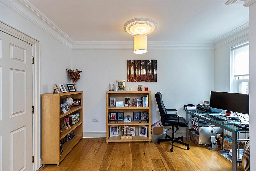 16 Danesfort Park Central