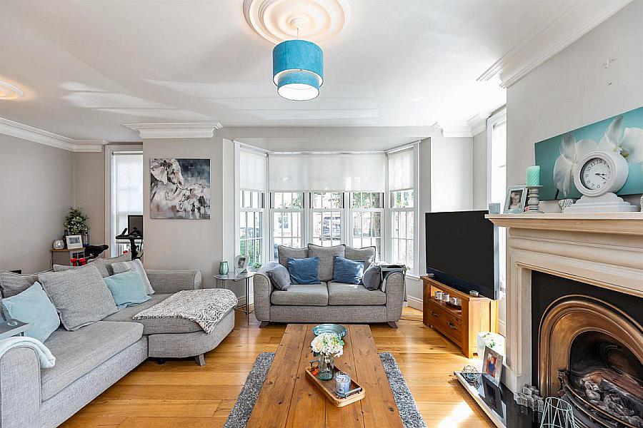 16 Danesfort Park Central