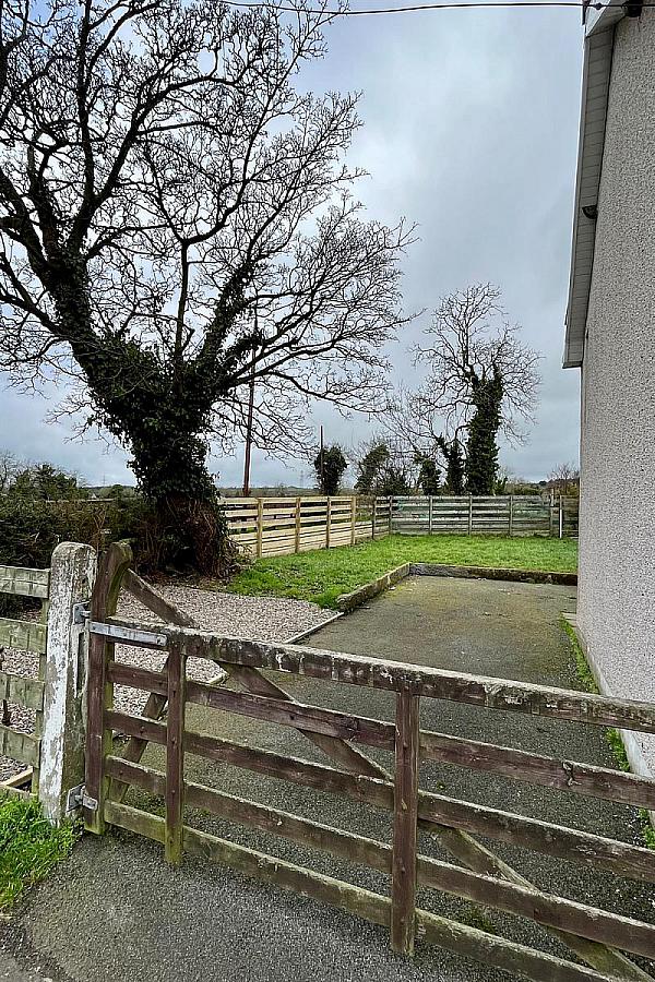 66 Old Carrick Road