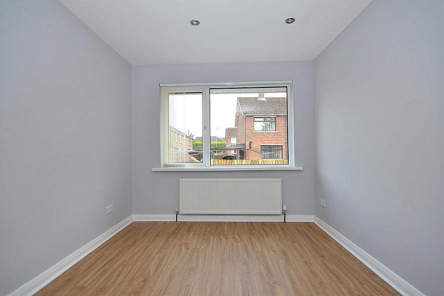 8 Willisfield Park