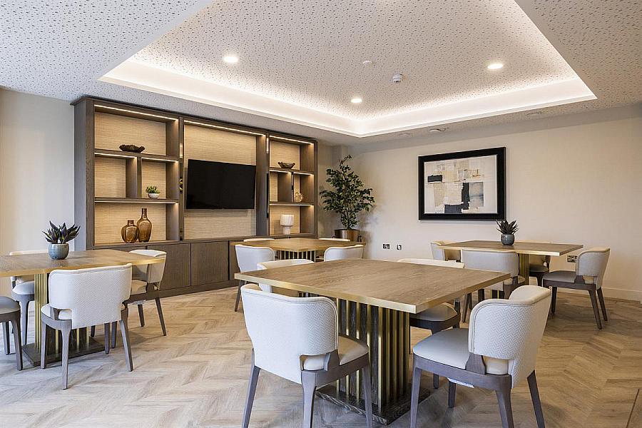 Apt 8, 10 Kings Hall Lane