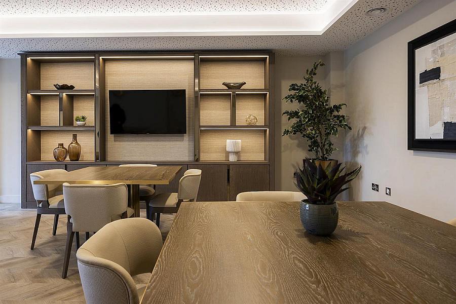 Apt 8, 10 Kings Hall Lane