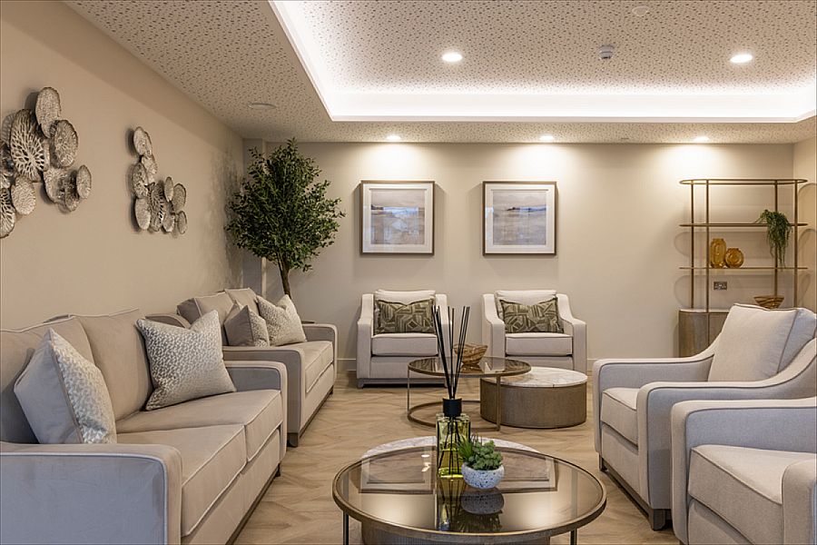 Apt 8, 10 Kings Hall Lane