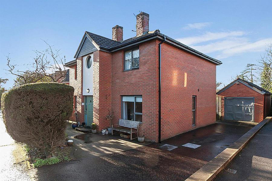 2 Beechlawn Avenue, Dunmurry, Belfast, BT17 9NL