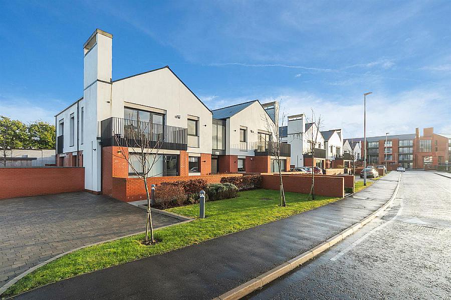 Apt 8, 4 Kings Hall Lane, Balmoral Avenue, Belfast, BT9 6PS