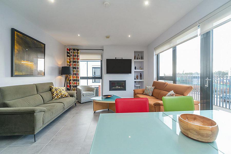 Apt 8, 4 Kings Hall Lane