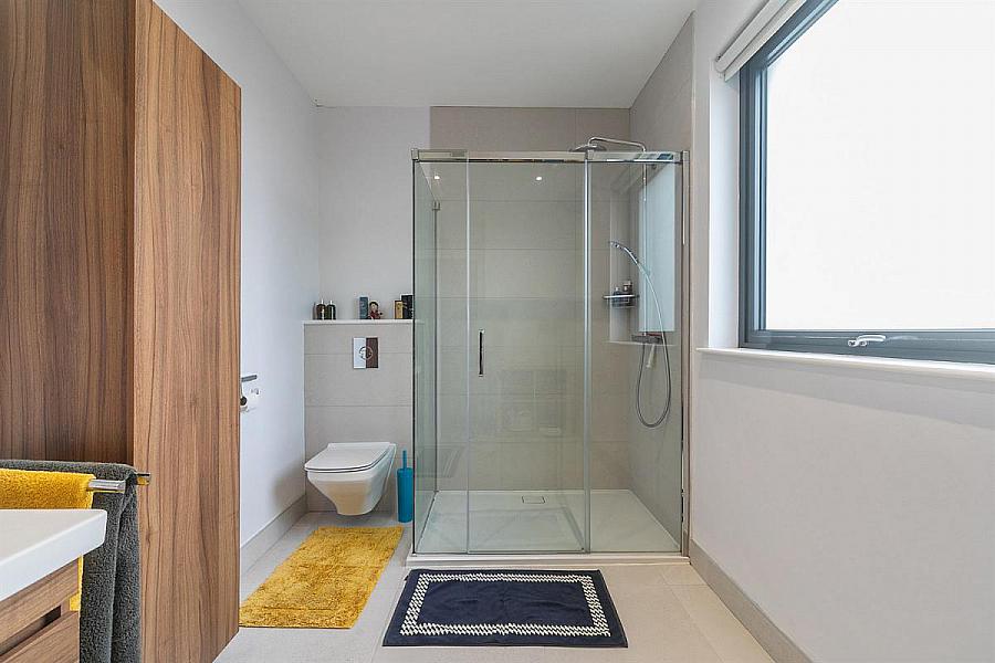 Apt 8, 4 Kings Hall Lane